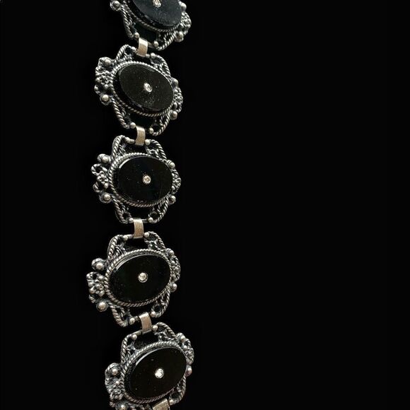 Vintage Banana Bob black glass cameo style ox silver bracelet 7.5” L - Picture 7 of 11